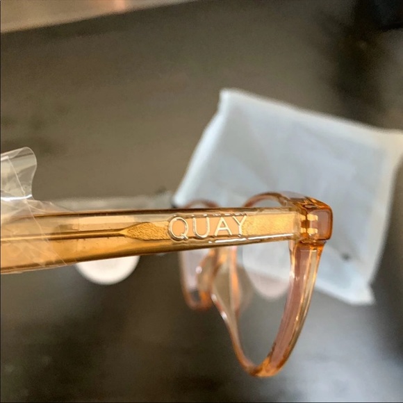 Quay RUMOURS glasses - Picture 4 of 5